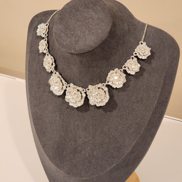Brand New!! KATE SPADE New York: Rose Garden Silver|Cubic Zir| Crystal Necklace - Picture 2 of 7